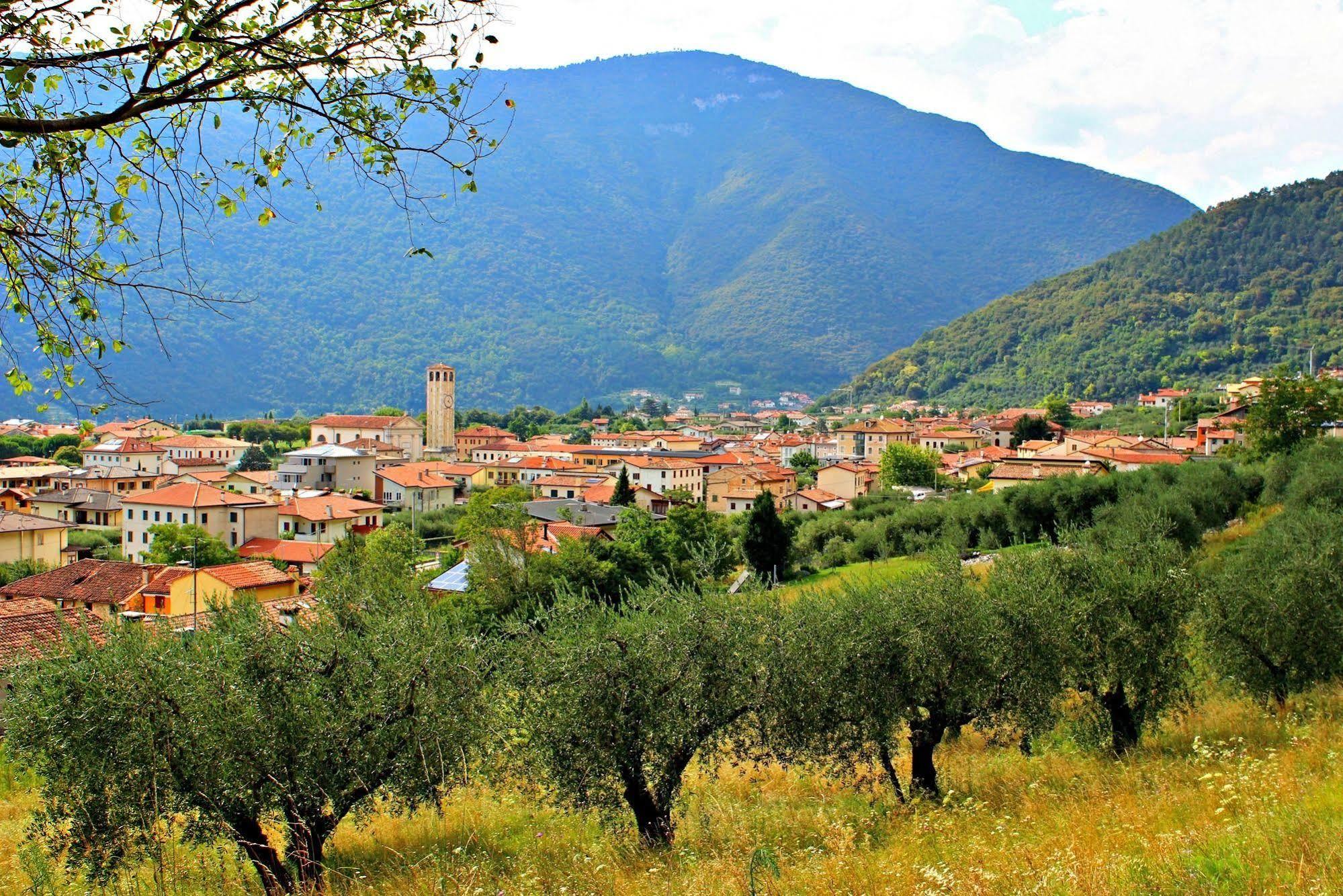 Hotel Miramonti Enoteca Pove del Grappa Kültér fotó